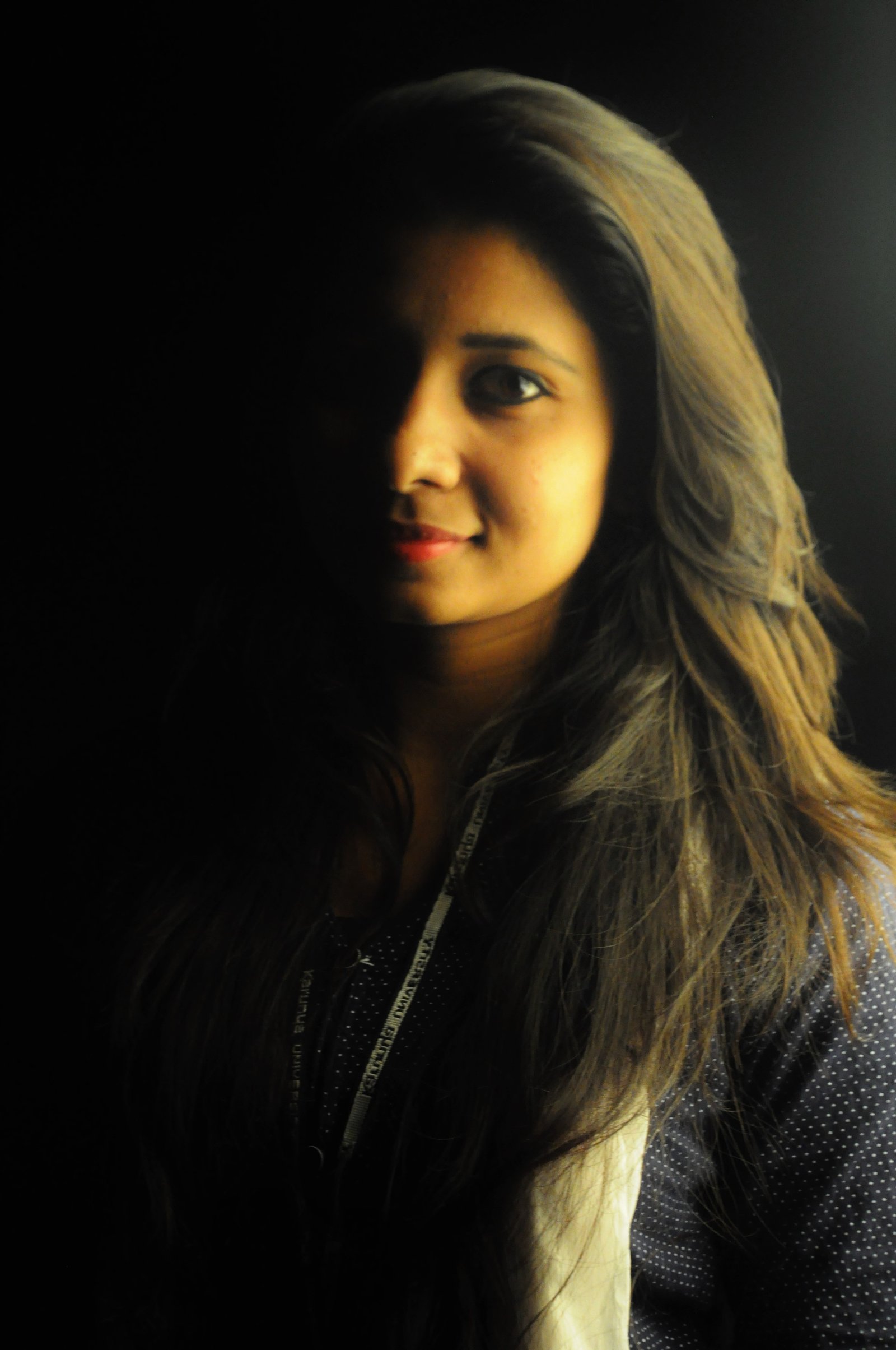 Portrait lighting setup used for natural photo editing