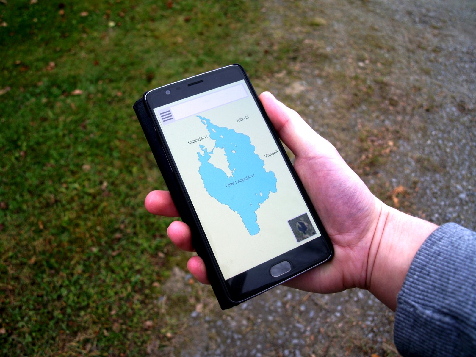 Smartphone used for navigation during travel